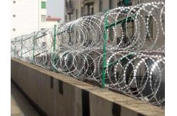 China Iron Galvanized Razor Barbed Wire 10M For Warehouses supplier