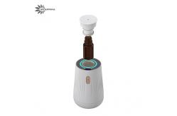 China A10 Mini Car Scent Diffuser white car aromatherapy diffuser 30m3 supplier