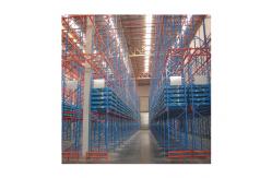 China 800-3000kg/layer VNA Pallet Rack , Steel Very Narrow Aisle Pallet Racking supplier