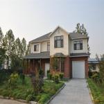 Sleek Light Steel Villa Eco Friendly Prefabricated 3 Floor Container House for sale