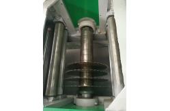 China Thinner panel cutting multiple circular balde wood ripsaw saw machine supplier