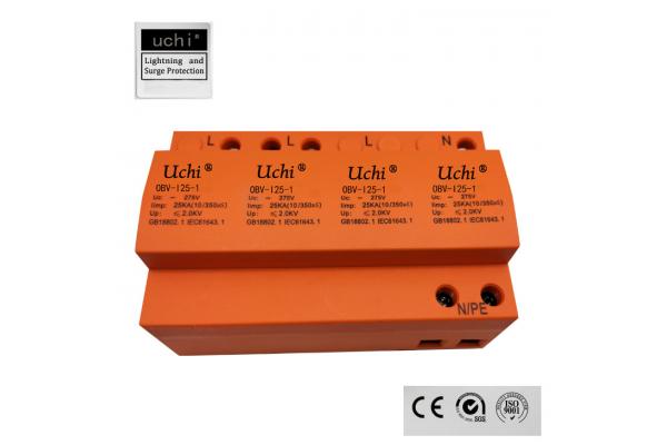 35mm DIN Rail Mounting 25kA Surge Protector Device With PBT Plastic Housing
