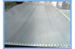 China 2mm Stainless Steel Perforated Metal Mesh Sheet Round Hole Punched Openings supplier