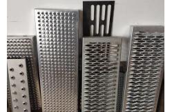 China 5 Diamonds Walkway Channel Grip Strut Grating Perforate Metal Plank Grating Antirust supplier