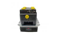 China SY215 SK200-8 SK210-8 Footwork Assy YN30V00105F2 Travel Pilot Valve supplier
