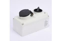 China IP44 32A Industrial Power Switched Socket Three Phase With Mechanical Interlock supplier