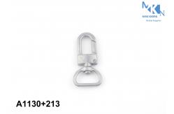 China Embossed Logo Bag Snap Hook Matt Silver Plating Corrosion Resistance supplier