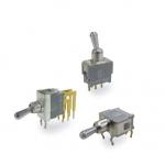 2TE Series IP67 Toggle Switch Contact Resistance 50 MΩ Max Heat Stabilized Case for sale