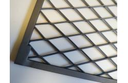 China Heavy Duty Security Expanded Metal Mesh Fence 60x100mm 3m Length supplier