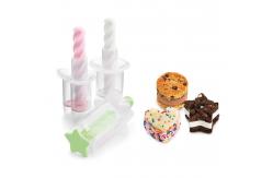 China 2 Shape Kitchen Baking Tools Mini Ice Cream Sandwich Maker For Home supplier
