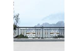 China Aluminum Railing with Customizable Horizontal Slat Design for Pool and Yard supplier