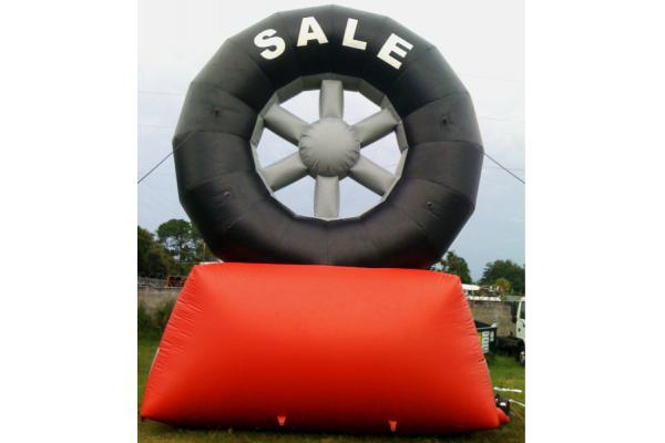 Inflatable advertising tire shop promotion model for sale
