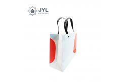China Ultralight Multipurpose White Cardboard Bag , Antibacterial Paper Bag For Perfume supplier