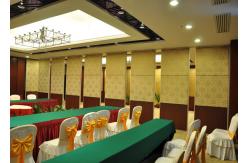 China Meeting Room Sound Proof Partitions ,  Folding 65mm Office Partition Wall supplier