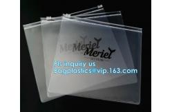 China Zipper Pouch Cosmetic Pouch Bag , Vinyl Shopping Packaging Bags supplier