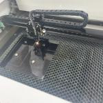 Daqin Mobile 30W Screen Protector Laser Cutting Machine With Professional Design Software