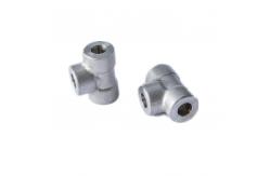 China Galvanized Threaded Pipe Fitting 45 90 Degree Elbow Customized Threaded Equal Tee supplier