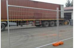 China 60x150mm Temporary Security Fence Welded With Hot DIP Galvanized Frame supplier