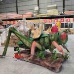Customized Outdoor Animatronic Insects Giant Wasp Statue FCC Certificate for sale