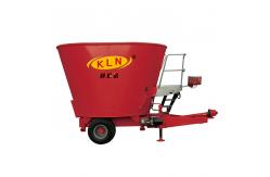 China Dairy Farm 4m Cub Small Vertical TMR Mixer For Sheep supplier