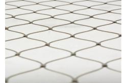 China Black 4 × 4 Mesh Size 302 Ss Rope Mesh Fencing Use supplier