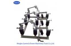 China 24KV 630A Disconnecting Switch Isolator With Fuse supplier