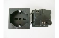 China Standard Plastic Wall Receptacle Electric Power Sockets German Standard supplier