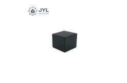 China Bespoke Zamac Perfume Cap With Magnetic & Engraved Logo For FEA15 supplier