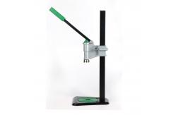 China Soft Drink Benchtop Bottle Capper , Kitchen Beer Bottle Crimper Long Lasting Metal supplier