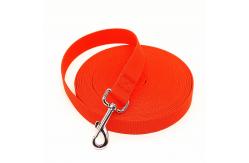 China Recall Training Retractable Pet Leash 15mm Wide 4-100ft Traction Rope supplier