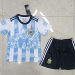 Quick Dry Kids Soccer Jerseys 120gsm Custom Name Football Jersey for sale