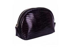 China Custom Waterproof Shell Shape Zippered PU Lipstick Makeup Toiletry Bag supplier