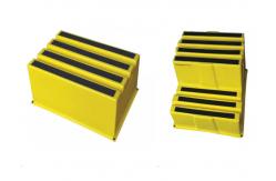 China Stackable Yellow 3 Step Stool With Non Slip Mat 500 Lb Load supplier