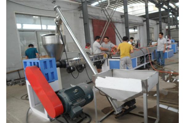 Fully Automatic Plastic Profile Extruders PVC WPC Profile Extrusion Machine