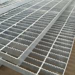 32X5X3 Galvanized Serrated Steel Bar Grating for sale