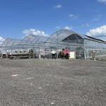 China Greenhouse Frame Structure 200 micro PE Film Ventilated Serre Agricole Hoop House Greenhouse for sale