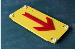 China 800x400mm Anti Riot LED Arrow Board supplier