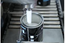 China High Brightness 2K White Black High Concentration Auto Refinsh Paint supplier
