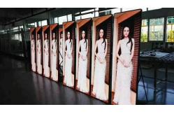 China 32 Inch Advertising Machine Infrared Capacitive Touch Screen supplier