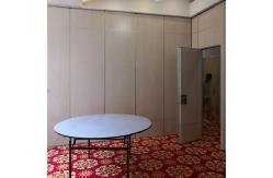 China Soundproofing Foldable Wall Sliding Folding Door Partition Panel With Access Door supplier