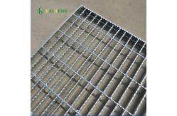 China Silver White Antiskid Serrated Grating Ladder Metal Walkway Mesh supplier