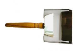 China 1.5MM Thick Stainless Steel Plane Honey Uncapping Tools With Wooden Handle supplier