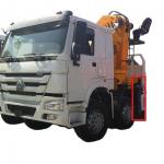 Sinotruk Heavy Duty Euro 2 HOWO 6x4 truck mounted crane for sale