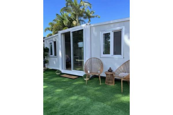 CE/UL Standard Prefab Folding House 700mm Wide 8 Magnitude Earthquake Resistant