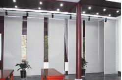 China Light Weight Office Partition Walls / Aluminum Frame Folding Partition Walls with Doors supplier