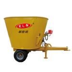 Goat Feed PULL Type TMR Mixer Machine 4cbm High Efficiency for sale