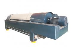 China PLC Control Stainless Steel Pharmaceutical Decanter Centrifuge With Gear Box System supplier