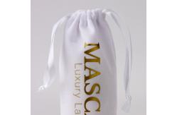 China Custom Logo Velvet White Eyelash Drawstring Packaging Bag For Cosmetic supplier