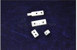 China High Stability 99% Alumina Ceramic Components For Automotive Ceramic Sensor supplier