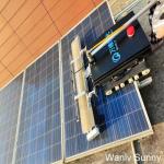 Lithium Battery Powered Tracked Photovoltaic Panel Cleaning Machine with Distant Control